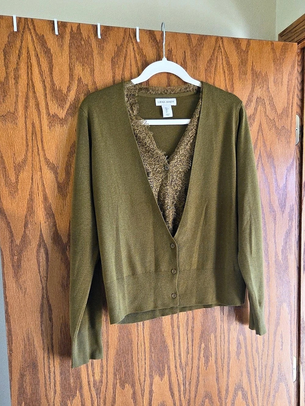 Laura Ashley Olive Cardigan Size Large Like New